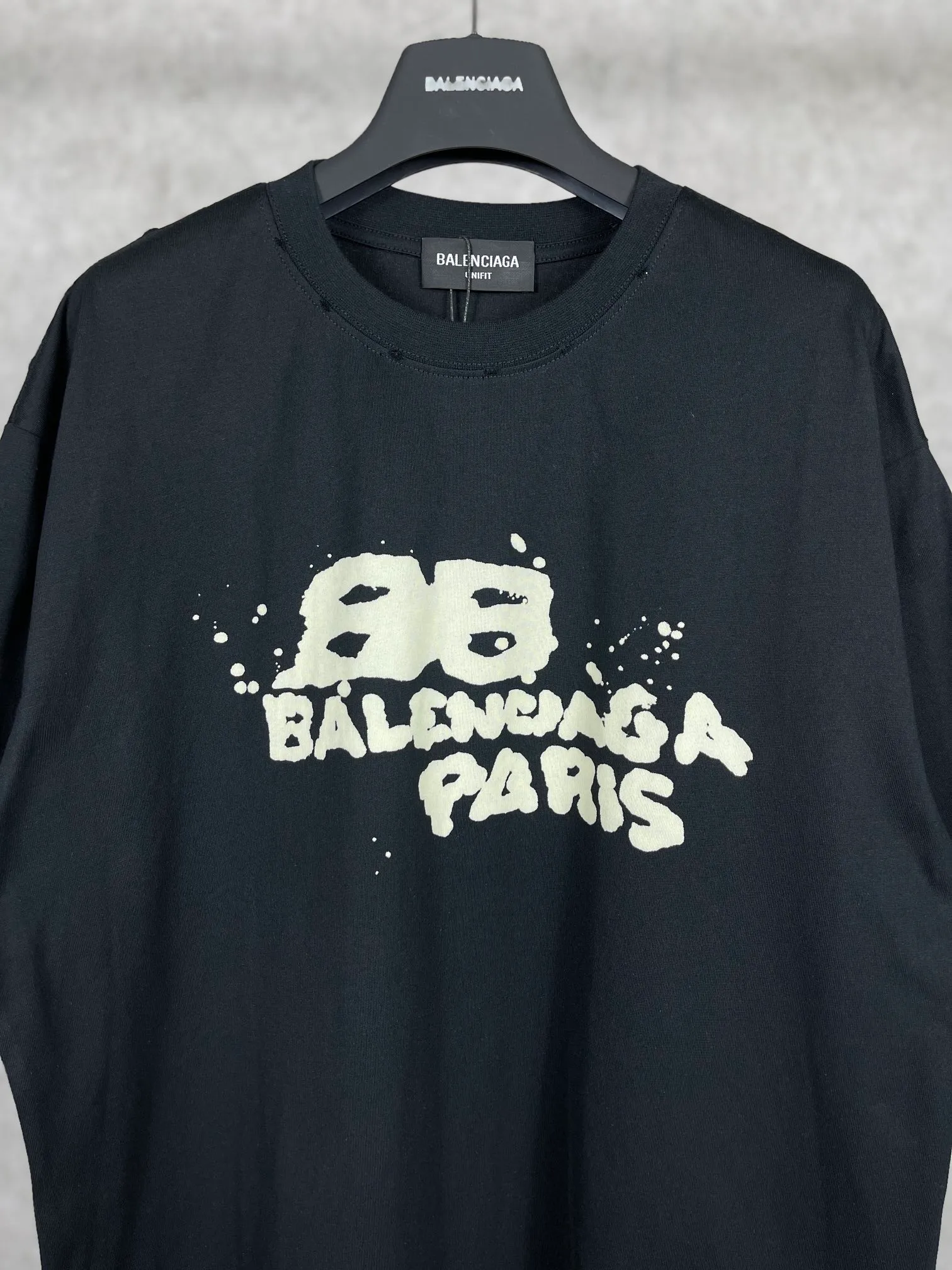【 . Quality】BALENCI*GA/ BALENCI*GA#BB T .2023 . ZP . 260 ， . . . . Color Change。 。 㮋 . . . . OS . Same Style ：BL 223001 ：Black，White， ，Pink Size：XS S M L